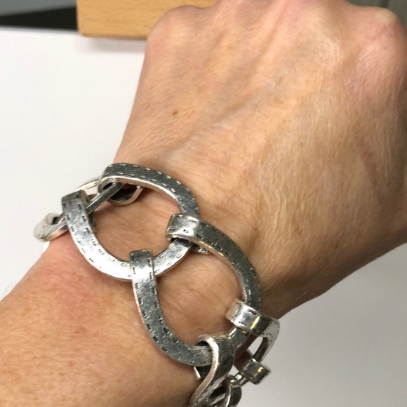 Bracelets - Picture 4 of 4